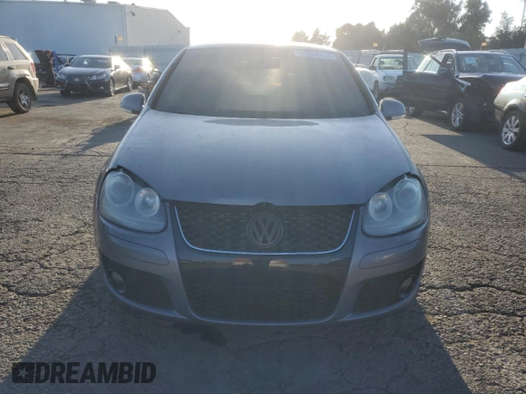 2007 Volkswagen GTI z VIN WVWFV71KX7W125003, wystawiony jako Copart lot #89388435 z przebiegiem Nie podano mil oraz Szkoda całkowita • Salvage title. Historia ofert i sprzedaży dostępna na DreamBid. Obrazek 5.