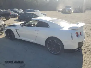 2010 Nissan GT-R Premium z VIN JN1AR5EF4AM231033, wystawiony jako Copart lot #76923304 z przebiegiem 85 706 mil mil oraz Szkoda całkowita • Salvage title. Historia ofert i sprzedaży dostępna na DreamBid. Obrazek 2.