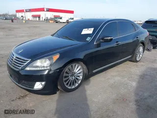2016 Hyundai Equus Ultimate with VIN KMHGH4JH5GU105733, listed as a IAAI auction lot 41441606 with NaN miles. Bid and sale history available at carsss.com. Image 21.
