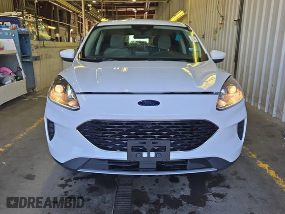 2020 Ford Escape SE with VIN 1FMCU9G63LUB82205, listed as a IAAI auction lot 42663574 with 91,305 mi miles and . Bid and sale history available at DreamBid. Image 23.