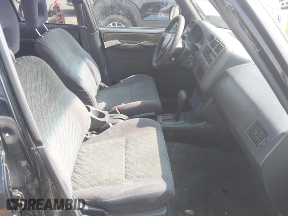 2000 Toyota RAV4 with VIN JT3GP10V9Y7066288, listed as a IAAI auction lot 42485170 with 213,973 mi miles and . Bid and sale history available at DreamBid. Image 5.