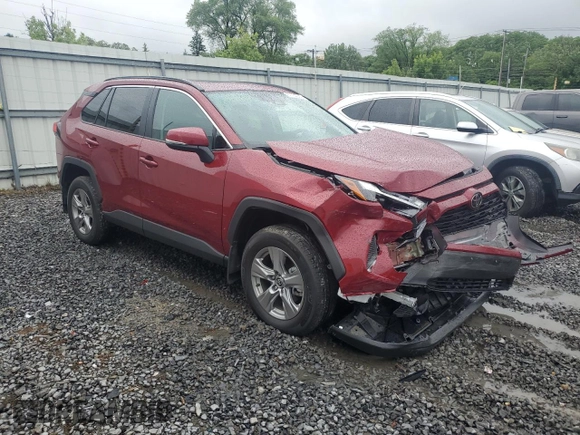 2022 Toyota RAV4 XLE with VIN 2T3P1RFV5NW290032, listed as a Copart auction lot 61164555 with 6,259 mi miles and Salvage title. Bid and sale history available at DreamBid. Image 4.