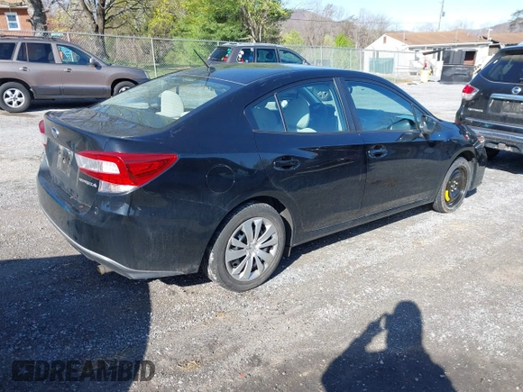 2019 Subaru Impreza with VIN 4S3GKAB68K3623755, listed as a IAAI auction lot 41933894 with 39,522 mi miles. Bid and sale history available at carsss.com. Image 4.