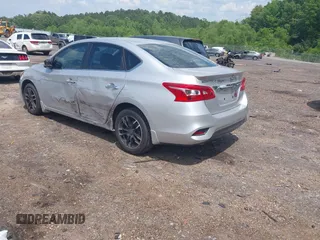 2019 Nissan Sentra SV z VIN 3N1AB7AP5KY240322, wystawiony jako IAAI lot #42144271 z przebiegiem 107 831 mil mil oraz . Historia ofert i sprzedaży dostępna na DreamBid. Obrazek 3.