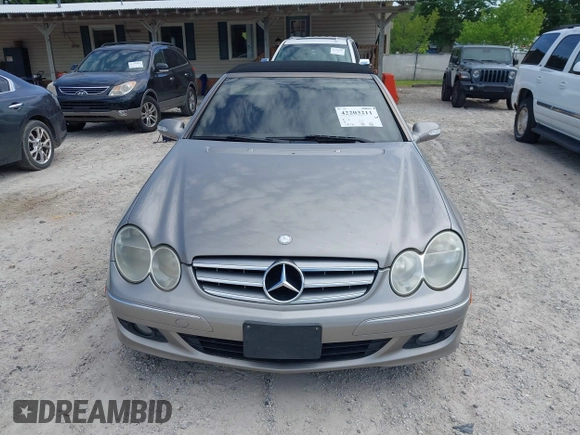 2007 Mercedes-Benz CLK 350 with VIN WDBTK56FX7F220719, listed as a IAAI auction lot 42203211 with 119,121 mi miles and . Bid and sale history available at DreamBid. Image 6.