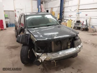 2005 Chevrolet Colorado LS Z71 with VIN 1GCDT196258150397, listed as a IAAI auction lot 41389994 with 325,613 mi miles. Bid and sale history available at carsss.com. Image 1.