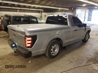 2022 Ford F-150 XL with VIN 1FTMF1C51NKF01004, listed as a Copart auction lot 51651204 with 10,625 mi miles and . Bid and sale history available at DreamBid. Image 3.