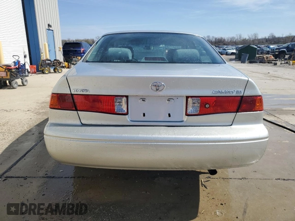 2000 Toyota Camry CE with VIN JT2BG22K9Y0520572, listed as a Copart auction lot 51062815 with 130,878 mi miles and Salvage Title. Bid and sale history available at DreamBid. Image 6.