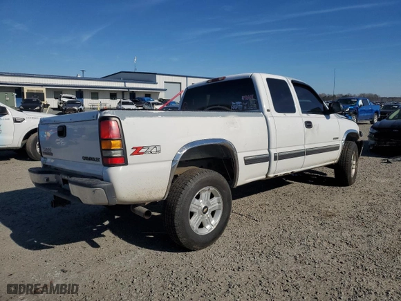 2000 Chevrolet Silverado 1500 LS with VIN 2GCEK19T0Y1326691, listed as a Copart auction lot 88698815 with 260,517 mi miles and Salvage Title. Bid and sale history available at carsss.com. Image 3.