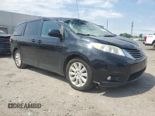 2014 Toyota Sienna Limited z VIN 5TDDK3DC2ES075367, wystawiony jako Copart lot #54010085 z przebiegiem 148 312 mil mil oraz Szkoda całkowita • Salvage title. Historia ofert i sprzedaży dostępna na DreamBid. Obrazek 4.