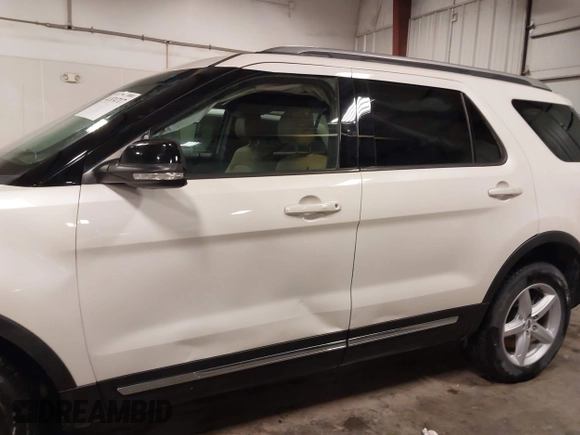 2016 Ford Explorer XLT z VIN 1FM5K8D88GGC51392, wystawiony jako IAAI lot #41874717 z przebiegiem 106 705 mil mil oraz . Historia ofert i sprzedaży dostępna na DreamBid. Obrazek 15.