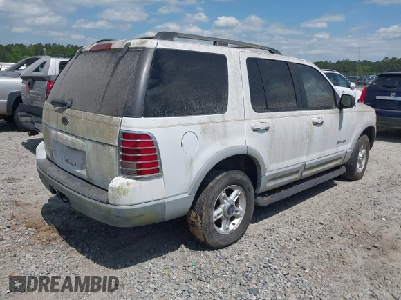 2002 Ford Explorer XLT z VIN 1FMZU63K32UD23218, wystawiony jako IAAI lot #41970394 z przebiegiem 219 628 mil mil oraz . Historia ofert i sprzedaży dostępna na DreamBid. Obrazek 4.