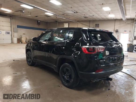 2020 Jeep Compass Sport with VIN 3C4NJDAB6LT115803, listed as a IAAI auction lot 40650953 with 113,078 mi miles and . Bid and sale history available at DreamBid. Image 3.