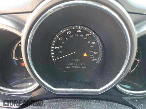 2006 Lexus RX 400h with VIN JTJHW31U660026841, listed as a Copart auction lot 60598935 with 185,947 mi miles and Salvage title. Bid and sale history available at DreamBid. Image 9.