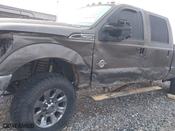 2015 Ford Super Duty F-250 SRW Lariat with VIN 1FT7W2BT5FEB19206, listed as a IAAI auction lot 41472129 with 185,542 mi miles. Bid and sale history available at carsss.com. Image 6.