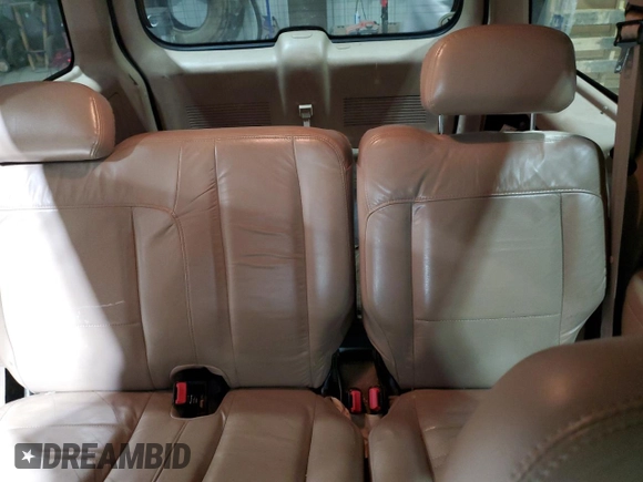 2001 Mercury Mountaineer с VIN 4M2ZU86P01UJ00182, выставлен на аукционе Copart как лот 84925404 с пробегом 254 568 миль миль и Списание • Salvage title. История ставок и продаж доступна на DreamBid. Изображение 10.