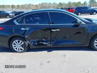 2016 Nissan Altima SR z VIN 1N4AL3AP1GN368165, wystawiony jako IAAI lot #41741634 z przebiegiem 220 782 mil mil oraz . Historia ofert i sprzedaży dostępna na DreamBid. Obrazek 6.