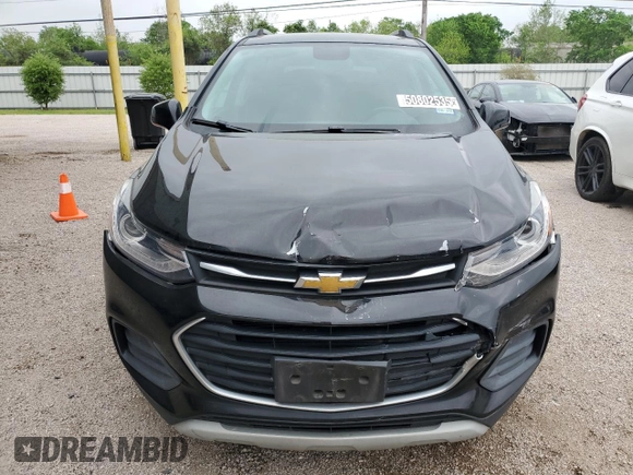 2022 Chevrolet Trax LT with VIN KL7CJPSM4NB535697, listed as a Copart auction lot 50802535 with 52,169 mi miles and Clean Title. Bid and sale history available at carsss.com. Image 5.