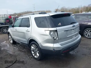 2015 Ford Explorer XLT with VIN 1FM5K8D84FGA83717, listed as a IAAI auction lot 41446111 with 88,876 mi miles and . Bid and sale history available at carsss.com. Image 3.