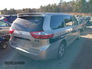 2015 Toyota Sienna L с VIN 5TDZK3DC6FS543494, выставлен на аукционе IAAI как лот 40984941 с пробегом 146 352 миль миль и . История ставок и продаж доступна на DreamBid. Изображение 4.