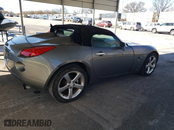 2006 Pontiac Solstice z VIN 1G2MB33BX6Y109591, wystawiony jako Copart lot #80684234 z przebiegiem 90 032 mil mil oraz Czysty tytuł • Clean title. Historia ofert i sprzedaży dostępna na DreamBid. Obrazek 3.
