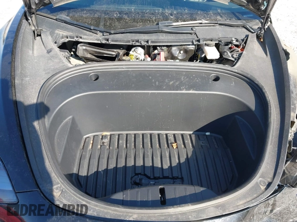 2022 Tesla Model 3 with VIN 5YJ3E1EA1NF304811, listed as a IAAI auction lot 41559342 with 29,597 mi miles and . Bid and sale history available at DreamBid. Image 10.