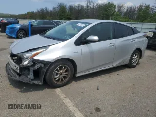 2016 Toyota Prius Four with VIN JTDKARFU0G3011450, listed as a Copart auction lot 60528045 with 207,026 mi miles and Salvage title. Bid and sale history available at DreamBid. Image 1.