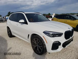 2020 BMW X5 sDrive40i with VIN 5UXCR4C02LLW63576, listed as a Copart auction lot 71912802 with 27,686 mi miles. Bid and sale history available at carsss.com. Image 4.