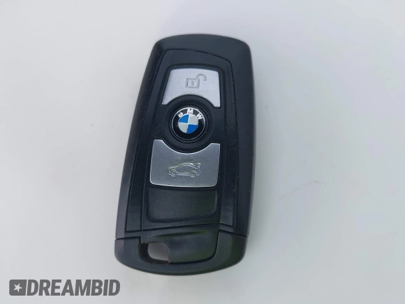 2013 BMW 3 Series 328i xDrive с VIN WBA3B5C56DF596873, выставлен на аукционе IAAI как лот 42504933 с пробегом 113 918 миль миль и . История ставок и продаж доступна на DreamBid. Изображение 11.