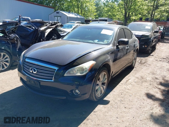 2011 Infiniti M with VIN JN1BY1APXBM324672, listed as a IAAI auction lot 42214163 with 187,424 mi miles. Bid and sale history available at carsss.com. Image 2.