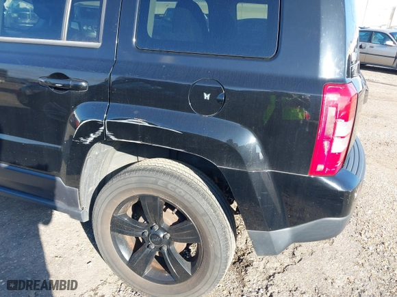 2014 Jeep Patriot Sport with VIN 1C4NJPBA2ED691131, listed as a IAAI auction lot 41470296 with 169,631 mi miles. Bid and sale history available at carsss.com. Image 6.