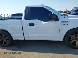 2019 Ford F-150 XL z VIN 1FTMF1C55KKF28511, wystawiony jako IAAI lot #41255476 z przebiegiem 26 638 mil mil oraz . Historia ofert i sprzedaży dostępna na DreamBid. Obrazek 13.