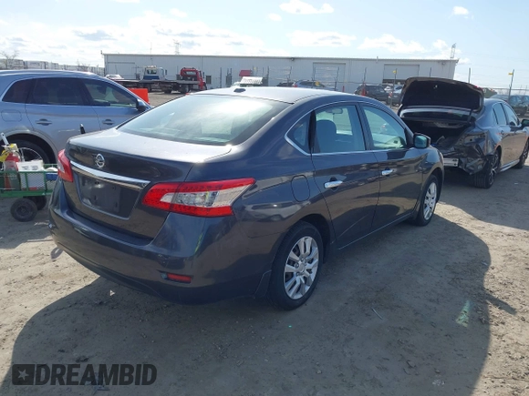 2015 Nissan Sentra SV z VIN 3N1AB7AP9FY234268, wystawiony jako IAAI lot #42041046 z przebiegiem 126 425 mil mil oraz . Historia ofert i sprzedaży dostępna na DreamBid. Obrazek 4.