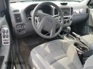 2005 Ford Escape XLT с VIN 1FMYU031X5DA20800, выставлен на аукционе Copart как лот 60664585 с пробегом 152 874 миль миль и Чистый • Clean title. История ставок и продаж доступна на DreamBid. Изображение 8.