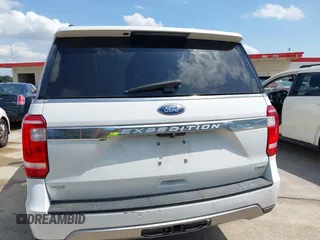 2018 Ford Expedition XLT with VIN 1FMJU1JT3JEA03160, listed as a IAAI auction lot 42288875 with 178,445 mi miles and . Bid and sale history available at DreamBid. Image 16.