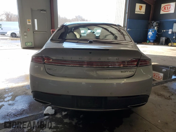 2017 Lincoln MKZ Reserve with VIN 3LN6L5FC0HR633623, listed as a Copart auction lot 44914115 with 52,497 mi miles and Salvage title. Bid and sale history available at DreamBid. Image 6.