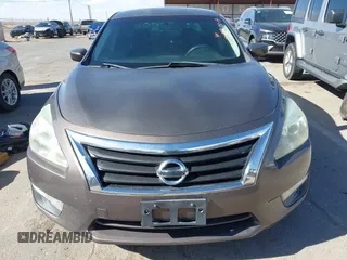 2013 Nissan Altima SV with VIN 1N4AL3AP9DN577861, listed as a IAAI auction lot 41362990 with 147,531 mi miles and . Bid and sale history available at carsss.com. Image 13.