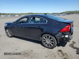 2018 Volvo S60 Inscription Platinum with VIN LYV402TM4JB172922, listed as a Copart auction lot 54655585 with 38,002 mi miles and Salvage Title. Bid and sale history available at carsss.com. Image 2.