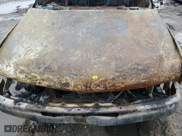 2003 Chevrolet Tahoe LS z VIN 1GNEC13T23J285248, wystawiony jako Copart lot #82634824 z przebiegiem Nie podano mil oraz Nie do naprawy • Non repairable. Historia ofert i sprzedaży dostępna na DreamBid. Obrazek 12.