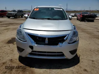 2016 Nissan Versa S with VIN 3N1CN7AP8GL899211, listed as a Copart auction lot 62689825 with 86,688 mi miles and Salvage title. Bid and sale history available at DreamBid. Image 5.