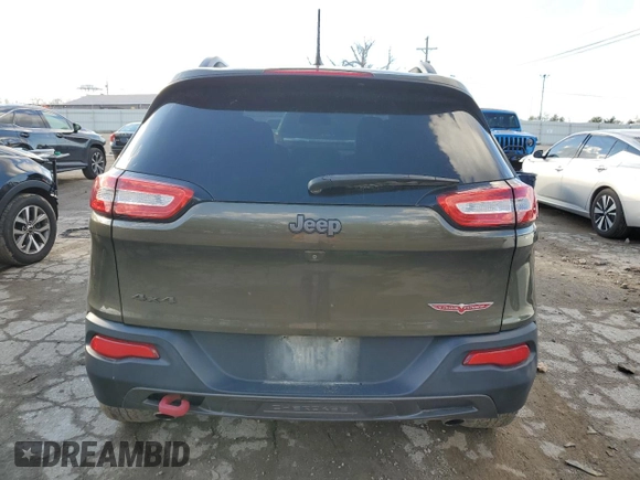 2015 Jeep Cherokee Trailhawk z VIN 1C4PJMBS5FW593975, wystawiony jako Copart lot #43347765 z przebiegiem Nie podano mil oraz Czysty tytuł • Clean title. Historia ofert i sprzedaży dostępna na DreamBid. Obrazek 6.