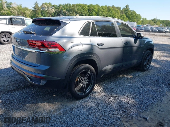 2020 Volkswagen Atlas S with VIN 1V2GC2CA6LC202509, listed as a IAAI auction lot 42388541 with 57,388 mi miles and . Bid and sale history available at DreamBid. Image 4.