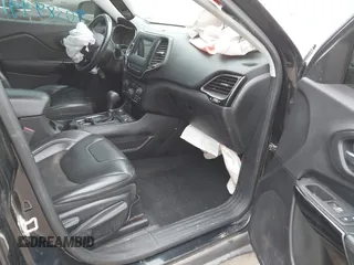 2019 Jeep Cherokee Latitude Plus with VIN 1C4PJMLX5KD432185, listed as a IAAI auction lot 40389491 with 75,703 mi miles and . Bid and sale history available at DreamBid. Image 5.