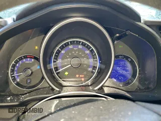 2020 Honda Fit LX z VIN 3HGGK5H46LM710780, wystawiony jako Copart lot #53032525 z przebiegiem 102 541 mil mil oraz Szkoda całkowita • Salvage title. Historia ofert i sprzedaży dostępna na DreamBid. Obrazek 9.