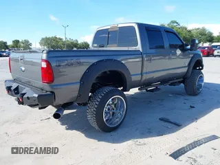 2014 Ford F-250 XL z VIN 1FT7W2BT9EEB39537, wystawiony jako IAAI lot #42763693 z przebiegiem 183 699 mil mil oraz . Historia ofert i sprzedaży dostępna na DreamBid. Obrazek 4.