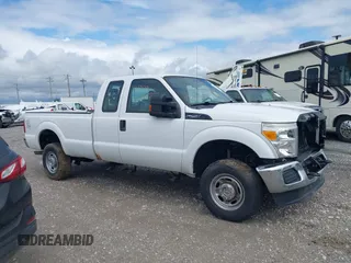 2015 Ford Super Duty F-250 SRW XLT with VIN 1FT7X2B69FEC44250, listed as a IAAI auction lot 42090730 with 286,471 mi miles. Bid and sale history available at carsss.com. Image 13.