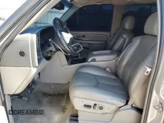 2006 GMC Yukon SLT with VIN 1GKEK13T96J110533, listed as a Copart auction lot 77797364 with 209,339 mi miles and Salvage Title. Bid and sale history available at carsss.com. Image 7.