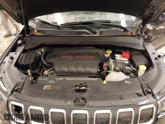 2022 Jeep Compass Altitude with VIN 3C4NJDBB3NT126047, listed as a IAAI auction lot 41570980 with 39,896 mi miles and . Bid and sale history available at DreamBid. Image 10.