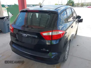 2013 Ford C-Max SE z VIN 1FADP5AUXDL511432, wystawiony jako IAAI lot #42314733 z przebiegiem 140 616 mil mil oraz . Historia ofert i sprzedaży dostępna na DreamBid. Obrazek 4.
