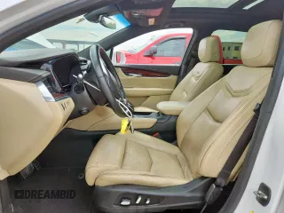 2017 Cadillac XT5 Luxury FWD z VIN 1GYKNBRSXHZ141251, wystawiony jako Copart lot #63387705 z przebiegiem 226 730 mil mil oraz Szkoda całkowita • Salvage title. Historia ofert i sprzedaży dostępna na DreamBid. Obrazek 7.
